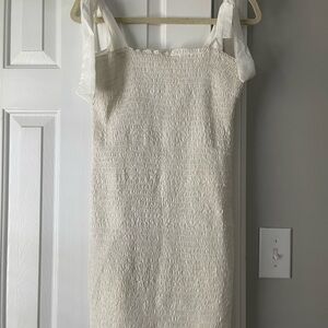 Elegant Cream Sleeveless Dress